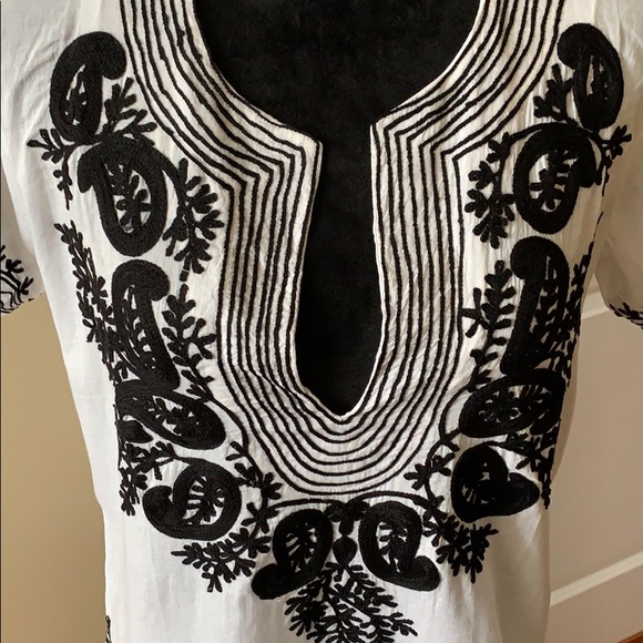 NEW ladies lightweight BOHO embroidered top - Picture 4 of 9